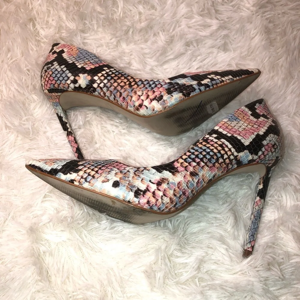 Steve Madden Pink and Black Snake Print Heels - Picture 15 of 16